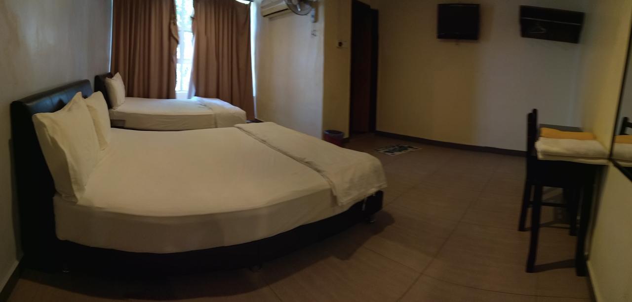 Starview Hotel Lumut Kültér fotó